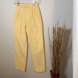 Vintage||grunge||boho||western|| pastel yellow, corduroy, mom jeans